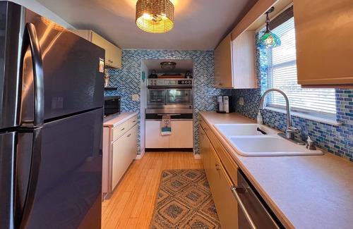 Crescent Beach Cottage | Crescent Beach Cottage