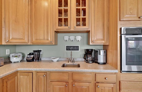 Twin Oaks House | Crescent Cove: Luxury Lake Anna Retreat for 18 with Sandy Beach & Hot Tub
