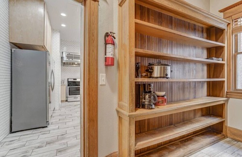 Central Colorado Springs House | Crescent Estate! Mtn Views, Walk DT, Golf, Hot Tub