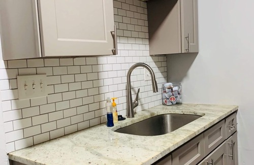 Uptown Historic District House | Crescent Nest: 30+ Days of Uptown Bliss & Beats