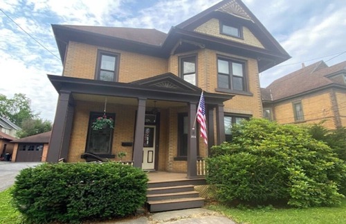 St. Marys House | Crescentia House -1884 Victorian!