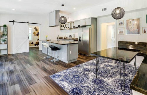 Cresco House | Cresco Retreat w/ Deck, Near Water Parks + Skiing!
