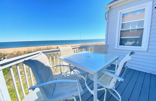 Willoughby Spit House | Crest of a Wave! The Little OV Beach House! Kayak, Swim!