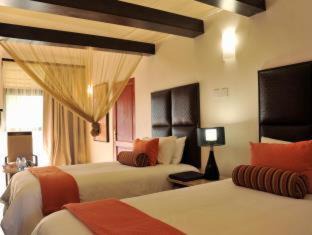 Kasane Resort | Cresta Mowana Safari Resort & Spa