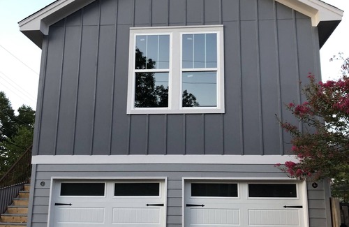 Crestview Apartment | Crestview Walkup - North Central Austin, Crestview