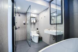 Wua Lai Hotel | CREW Hotel