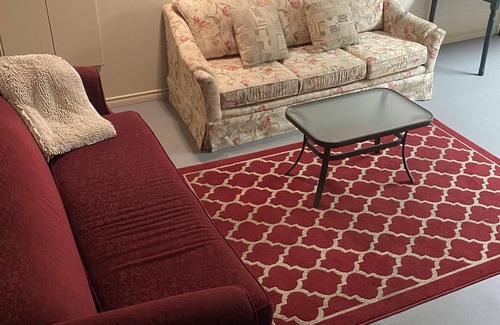 Thunder Bay House | Crew House Sleeps 8 With On Site Parking