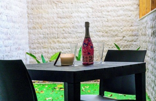 Municipio 5 House | CRIBA ROOMS - Mayra Room.