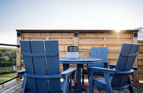 Antigonish County Cabin | Cribbons Coastal Dome Cozy Cliff Glamping: Beach and Hot tub - Pet Friendly