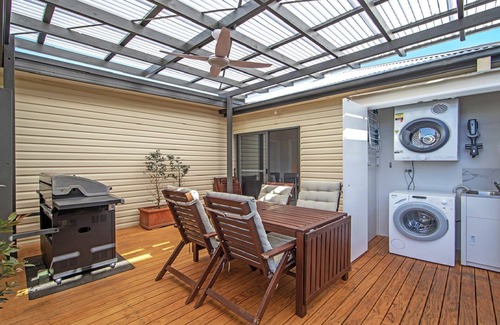 Ettalong Beach House | Crimson Belle Ettalong Beach