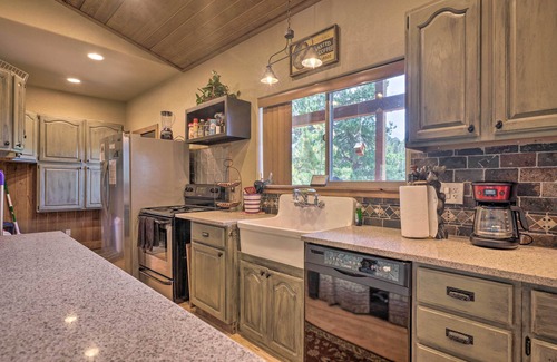 Cripple Creek House | Cripple Creek Mountain Getaway w/Hot Tub & Views!
