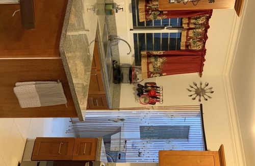 Prado Oriental Apartment | Crisfer XIV