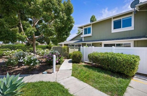 North Valley Condo | Crisp 2bd 2ba Pool Ocean Breeze Retreat