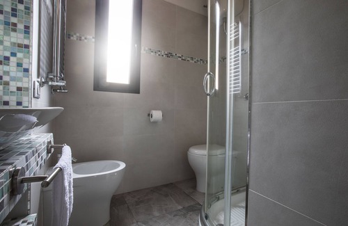 Rione XVI Ludovisi Apartment | Crispi apartment 2bdr