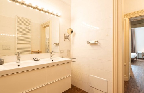 Milan Centre Apartment | Crocetta Aida one bedroom 1° floor - Mirable PM