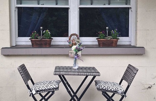 Ballycastle Apartment | Croisbéal, Dog Friendly Apartment, Sleeps 3 - Ballycastle