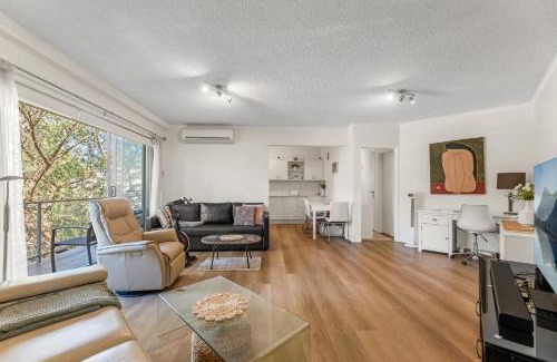 Cronulla Apartment | Cronulla Retreat Steps to Surf & Cafés
