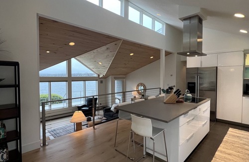 Oden House | Crooked Landing - Lakefront - Dock - Petoskey