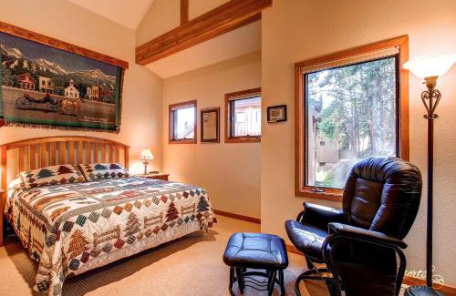 Four O'Clock House | Cross Chalet by Ski Country Resorts