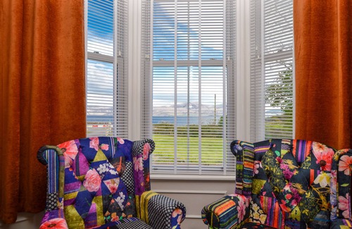 Crossaig House | Crossaig Farm House - sleeps 10 guests in 5 bedrooms