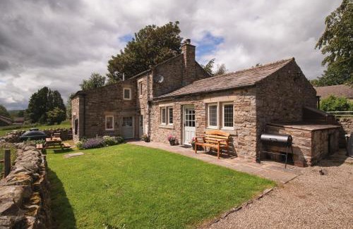 Reeth House | Crow Hall - Luxury Holiday Accommodation