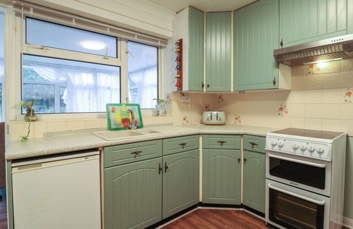 Wisbech Cottage | CROWN FARM, pet friendly, character holiday cottage in Upwell