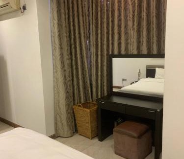 Kirula Apartment | Crown Luxury 3 BED Apartments