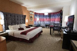 Lubuk Baja Hotel | Crown Vista Hotel
