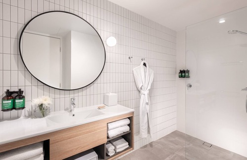 Adelaide Central Business District Hotel | Crowne Plaza Adelaide by IHG