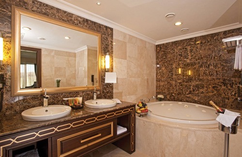 Pendik Hotel | Crowne Plaza Hotel Istanbul - Asia by IHG