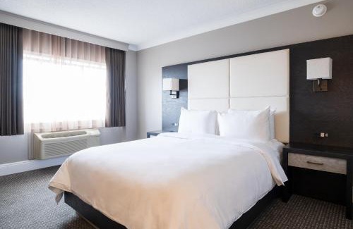 Moncton Hotel | Crowne Plaza Hotel Moncton Downtown by IHG