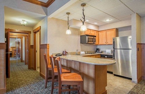 Lake Placid Hotel | Crowne Plaza Lake Placid by IHG