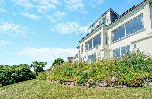 Plymouth Cottage | Crownhill Bay Garden Suite - UK47511