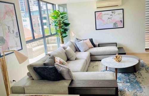 Crows Nest Apartment | Crows Nest - Executive Penthouse - 3 Bedroom- 5km to City