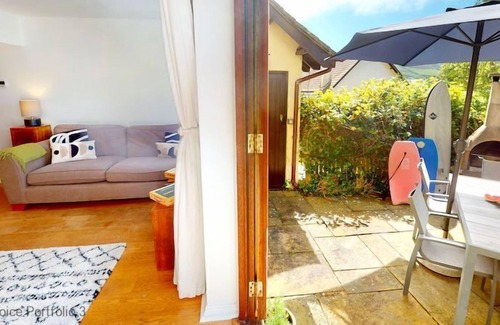 Croyde House | CROYDE LOOKOUT | 3 Bedrooms | Croyde | Sleeps 6 | Surf Room