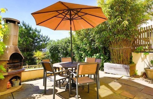 Croyde House | CROYDE LOOKOUT | 3 Bedrooms | Croyde | Sleeps 6 | Surf Room