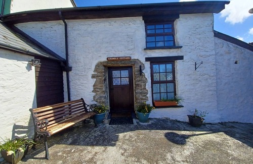 Bethania Cottage | Crumble Cottage, Bethania