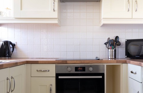 Near Sawrey Apartment | Crummock - sleeps 4 guests in 2 bedrooms