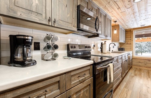 Thompsonville Cabin | Crystal Cabin on the Betsie