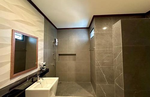 Huai Yai Villa | Crystal Cove Pool Villa Pattaya