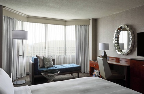 Crystal City Hotel | Crystal Gateway Marriott