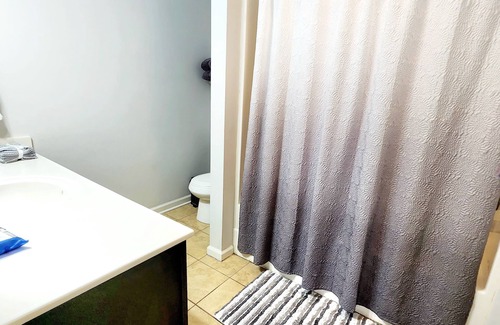 Florence House | Crystal Guest House Near MUSC Hospital