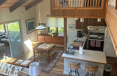 Frankfort Cottage | Crystal Lakefront Cottage