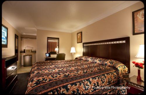 Ventura Hotel | Crystal Lodge Motel