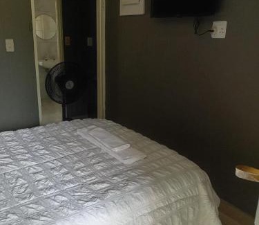 Benoni Bed & Breakfast | Crystal Park Guest House