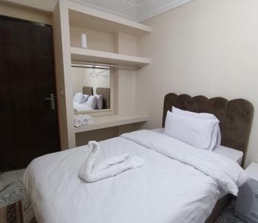 Al Haram Bed & Breakfast | Crystal pyramid inn