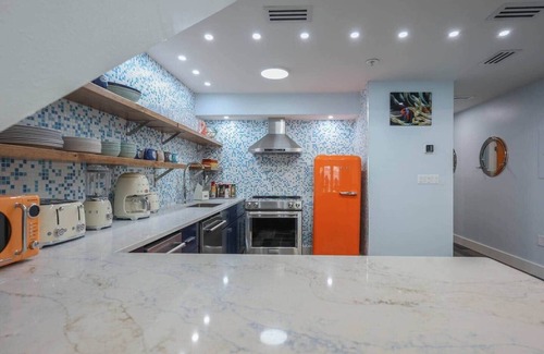 Crystal Beach Condo | Crystal Sands 3116A - Updated! Beachfront! Pool! Free Beach Service!