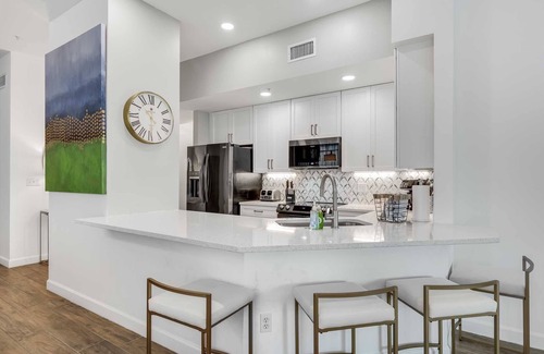 Avalon Beach Estates Condo | Crystal View 101 3 Bedrooms | 3 Baths | Accommodates 9 | Beach Serv. I Pet Friendly