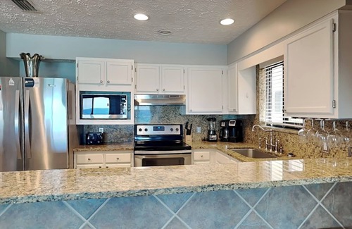 Crystal Beach Condo | Crystal Villas #9A | Pool & Beach Service Included
