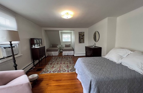 Pine Orchard House | CT Waterfront beach house! Family-sized with all the amenities.